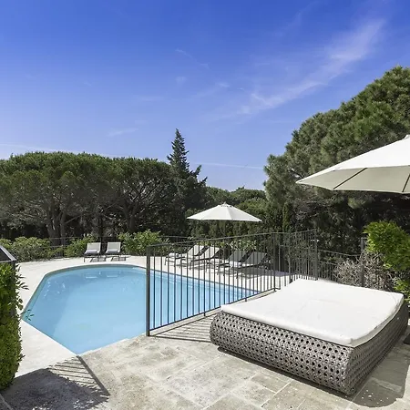 Azul Villa
