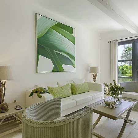 Azul Villa Saint-Tropez
